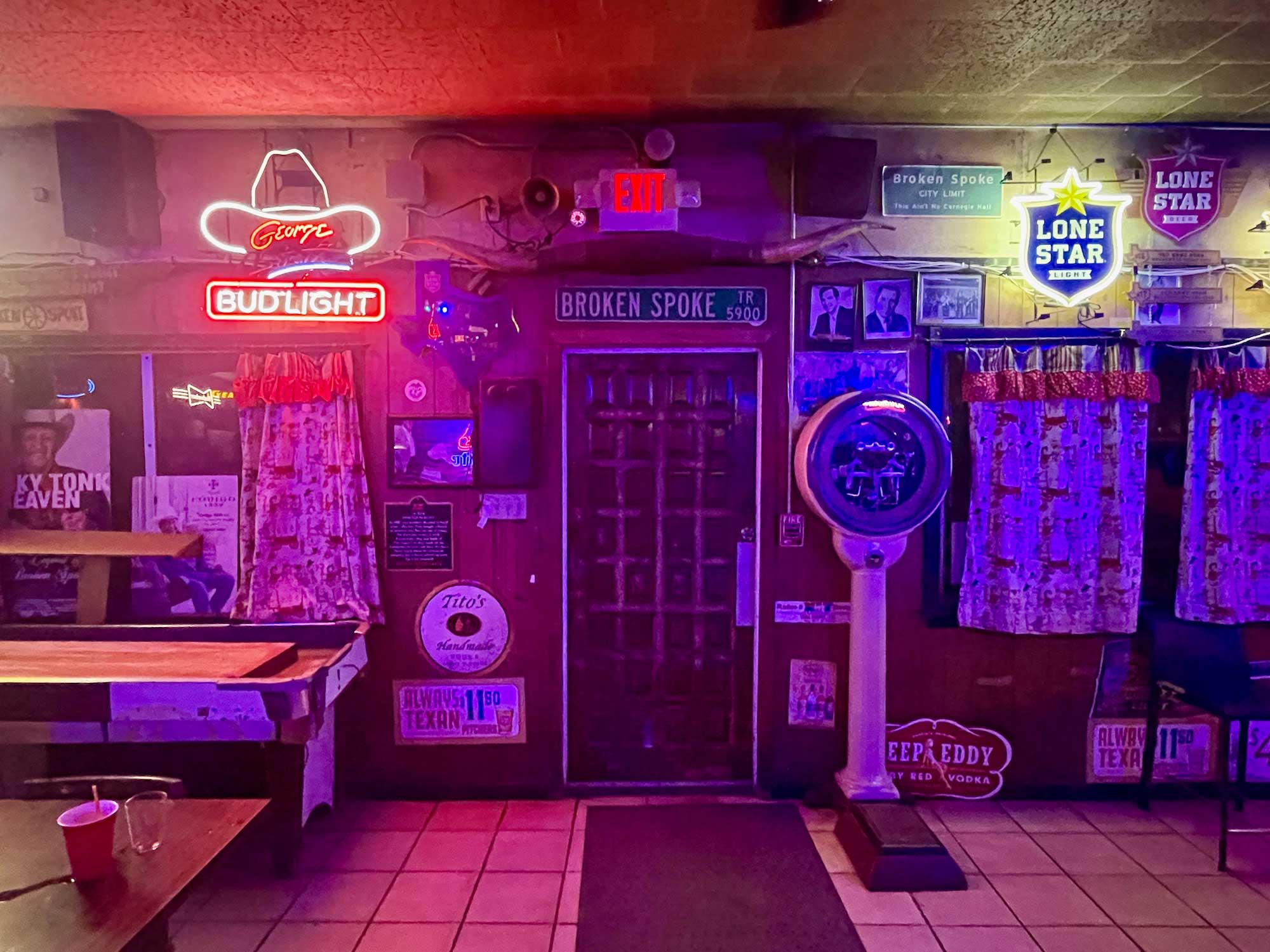 Broken Spoke Guide To Austin Architecture Broken Spoke Guide To Austin Architecture